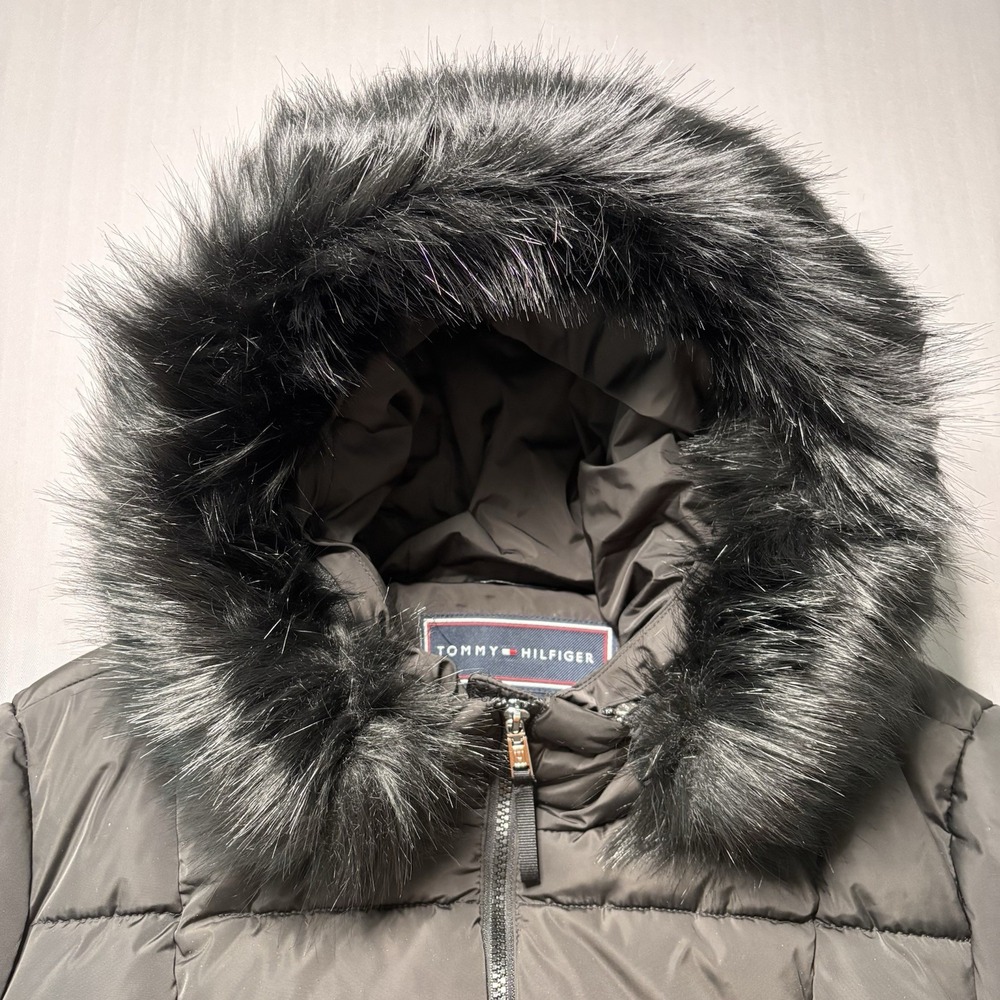 Tommy Hilfiger Women's Black Heavy Weight Puffer Jacket Hooded Faux Fur Size XL - Picture 11 of 13